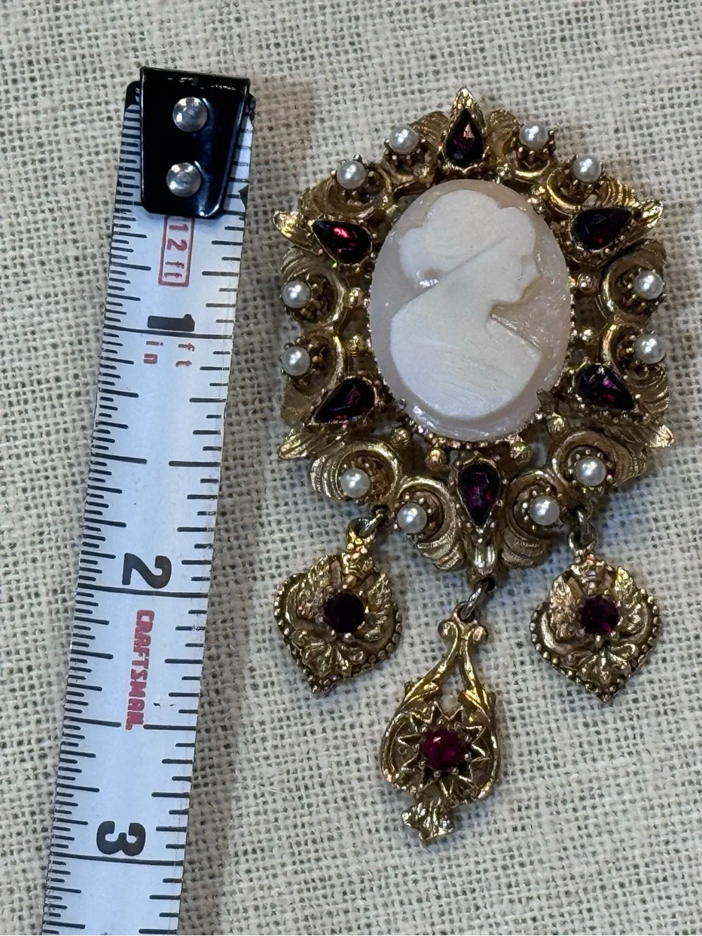 Vintage Florenza Translucent Cameo Dangle Brooch Gold Tone Faux Pearl Rhinestone